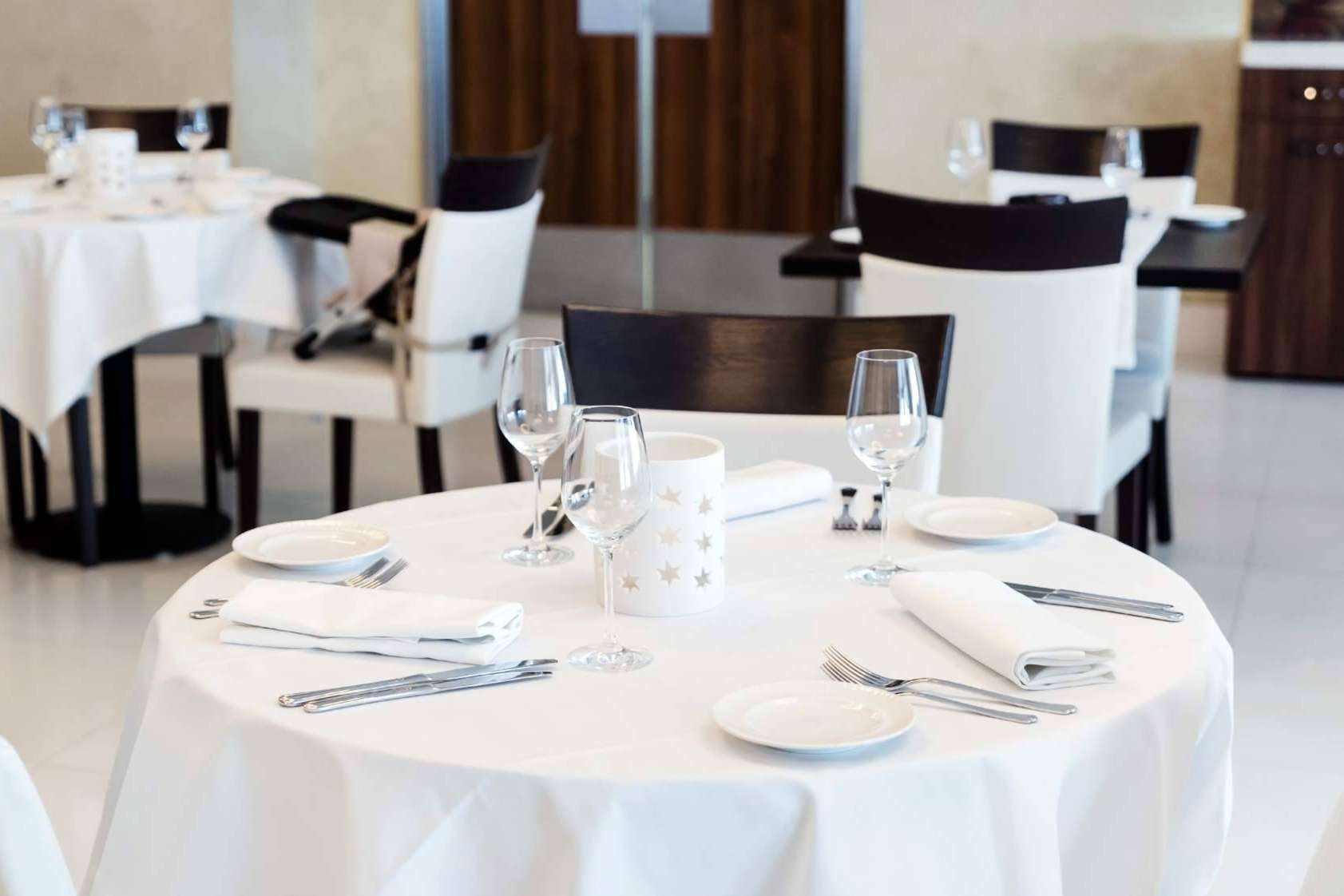 Elegir el mejor mantel para un restaurante de la mano de SM Decoración