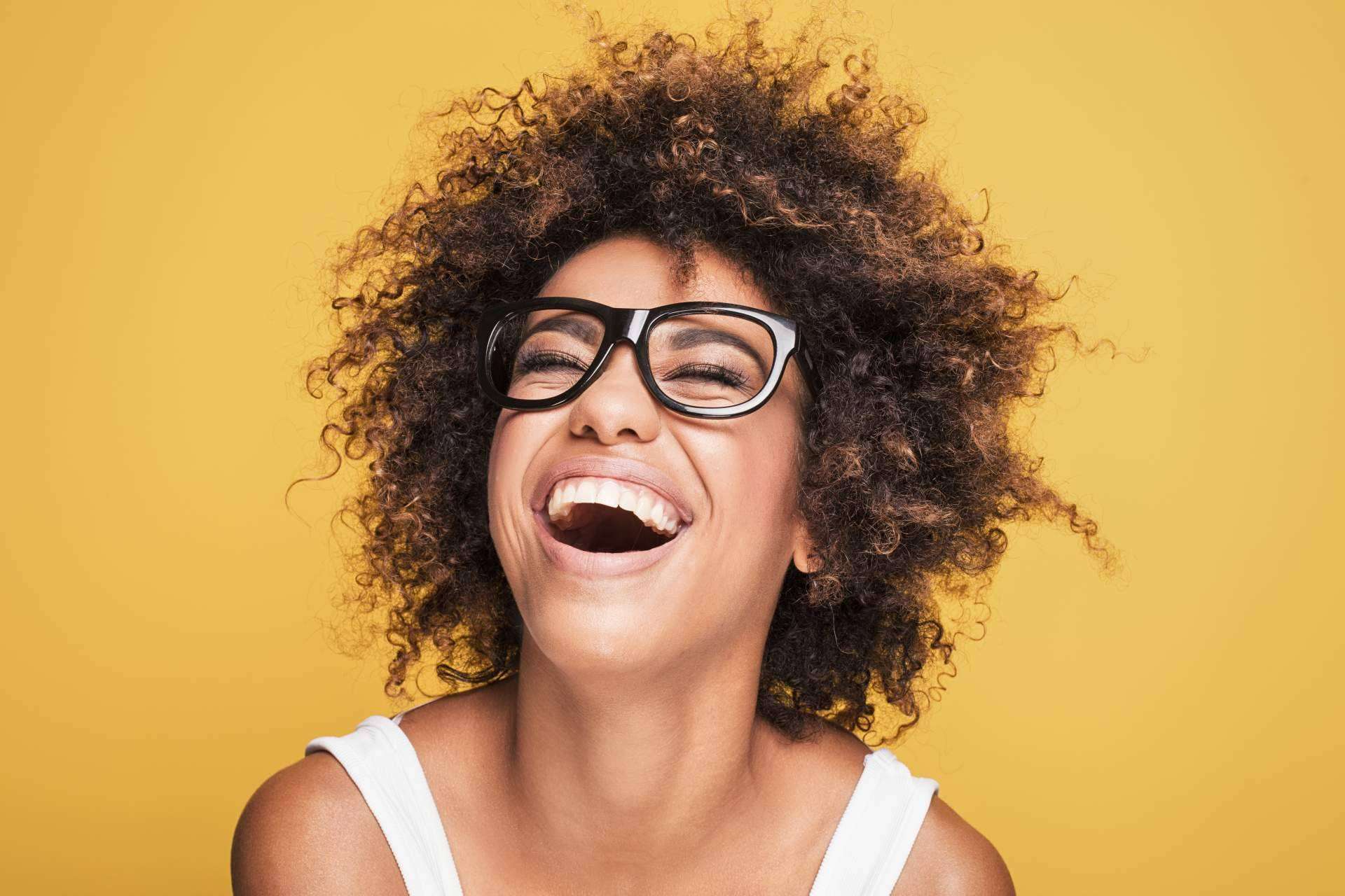Las coronas de circonio son perfectas para unos dientes bonitos y resistentes, por Corrales Dental