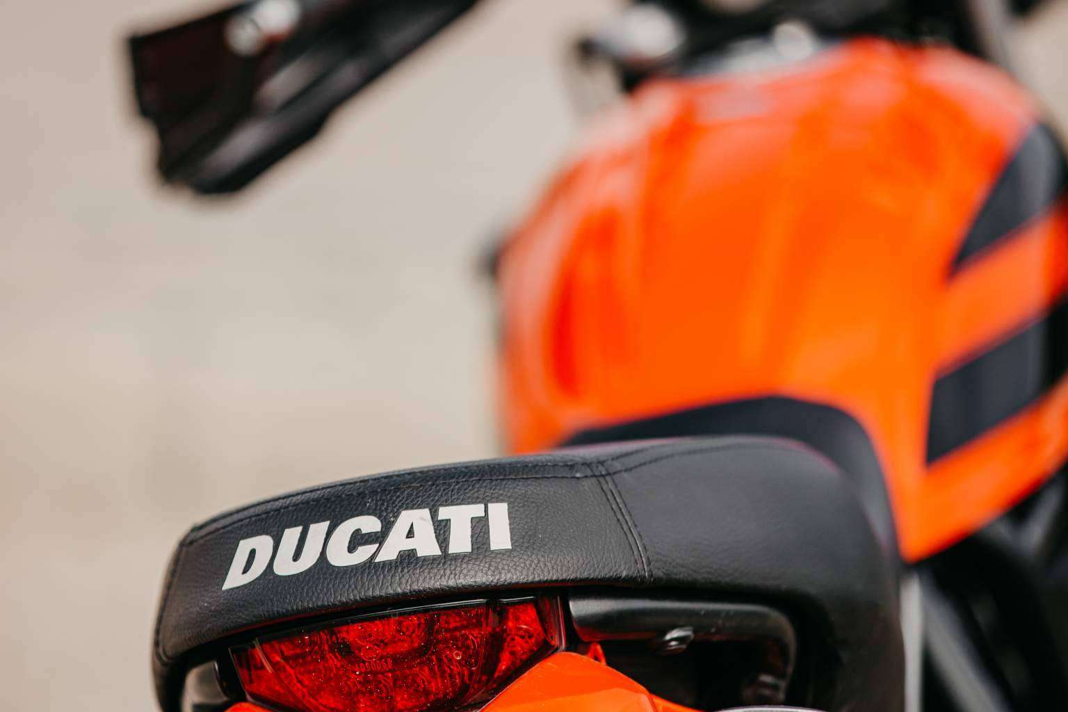 Carnet de moto, las ventajas como solución de movilidad, según AUTOESCUELA 2000