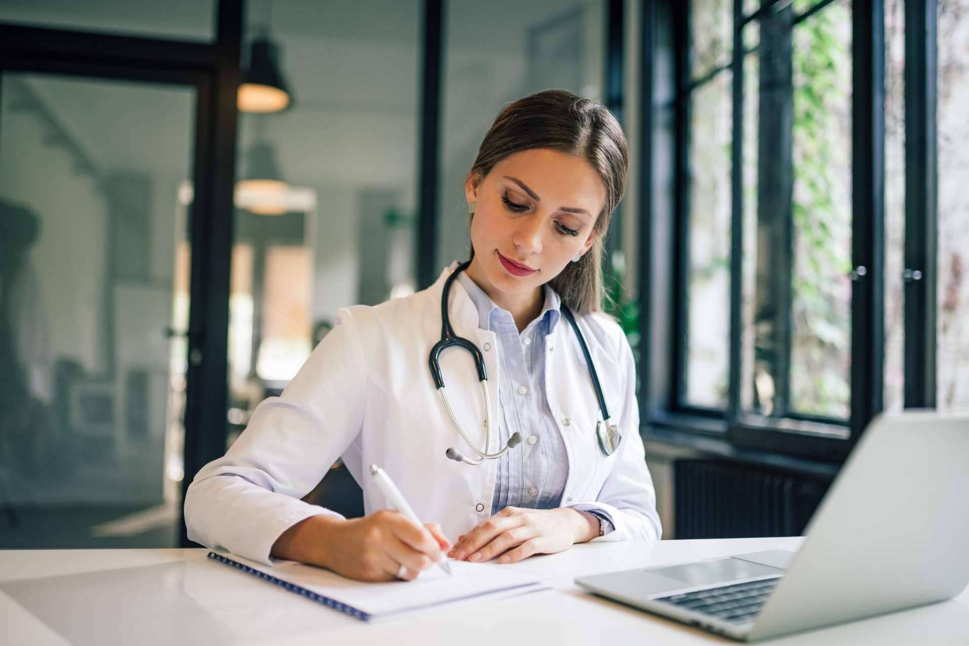 Especialistas y clínicas de urología y salud sexual masculina de la mano de Uromedics, uno de los mejores buscadores