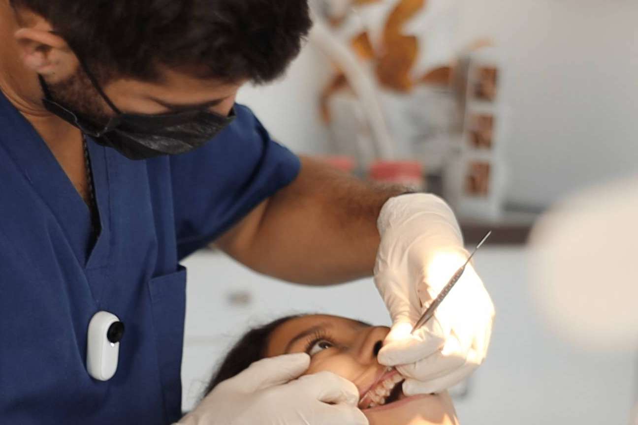 El centro especializado en ortodoncia infantil Dental Ever destaca por la calidad humana y profesional de sus odontólogos