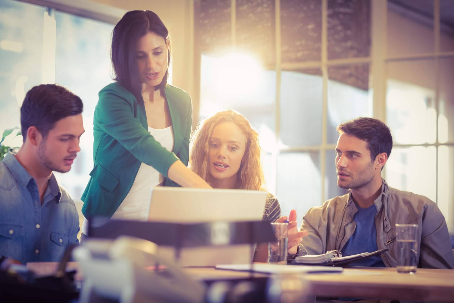 TaxDome ofrece un software con múltiples funciones para administrar y gestionar el día a día de los despachos fiscales, laborales y contables