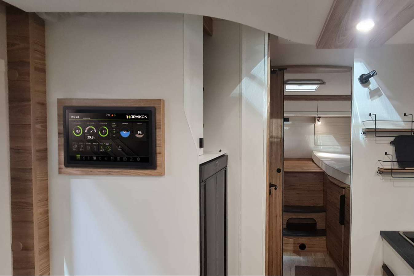 Domótica innovadora con acceso remoto para campers y autocaravanas, de la mano de ARVIKON
