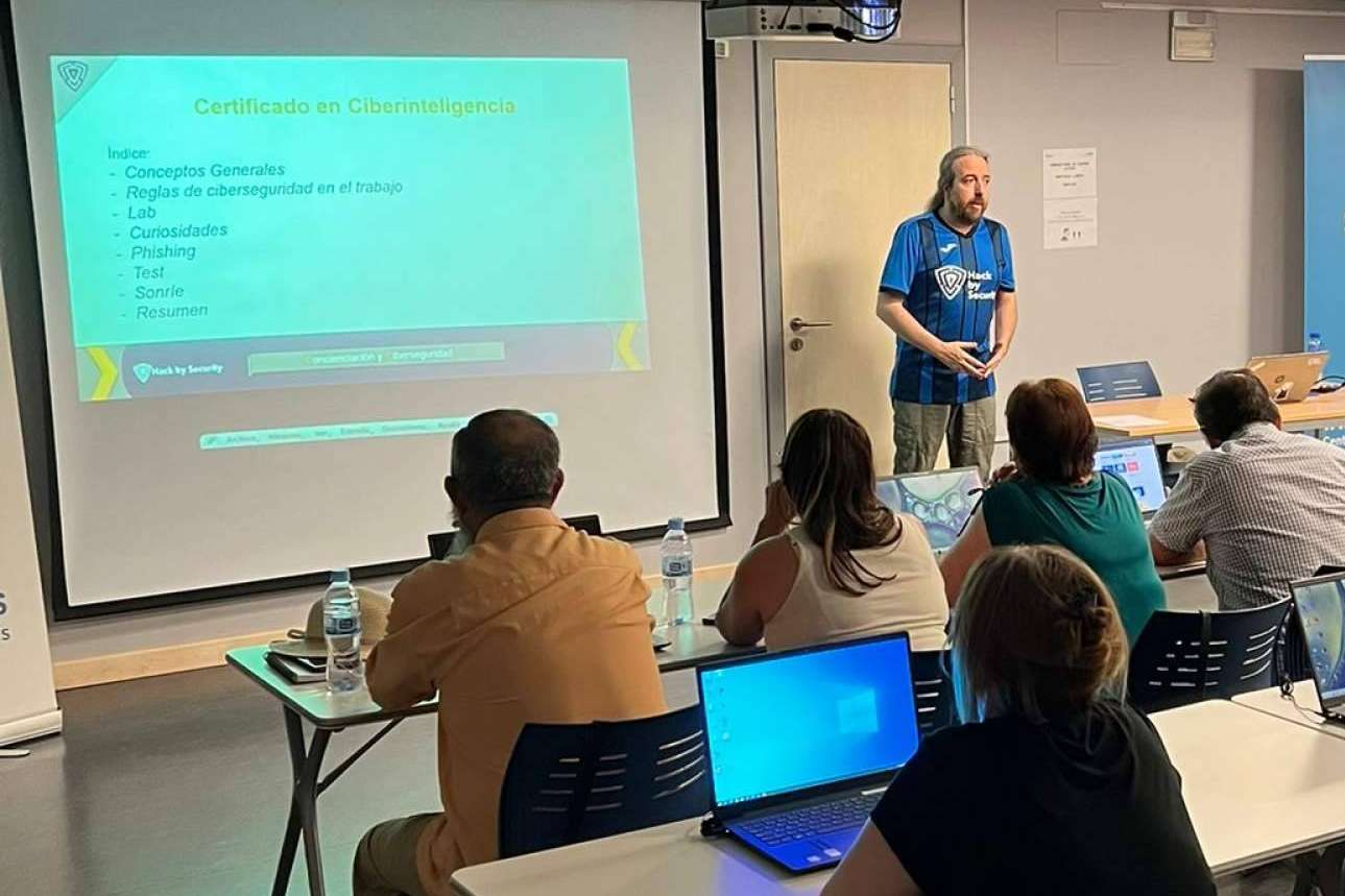 Proteger las empresas con los cursos de hacking y ciberseguridad de Hack By Security