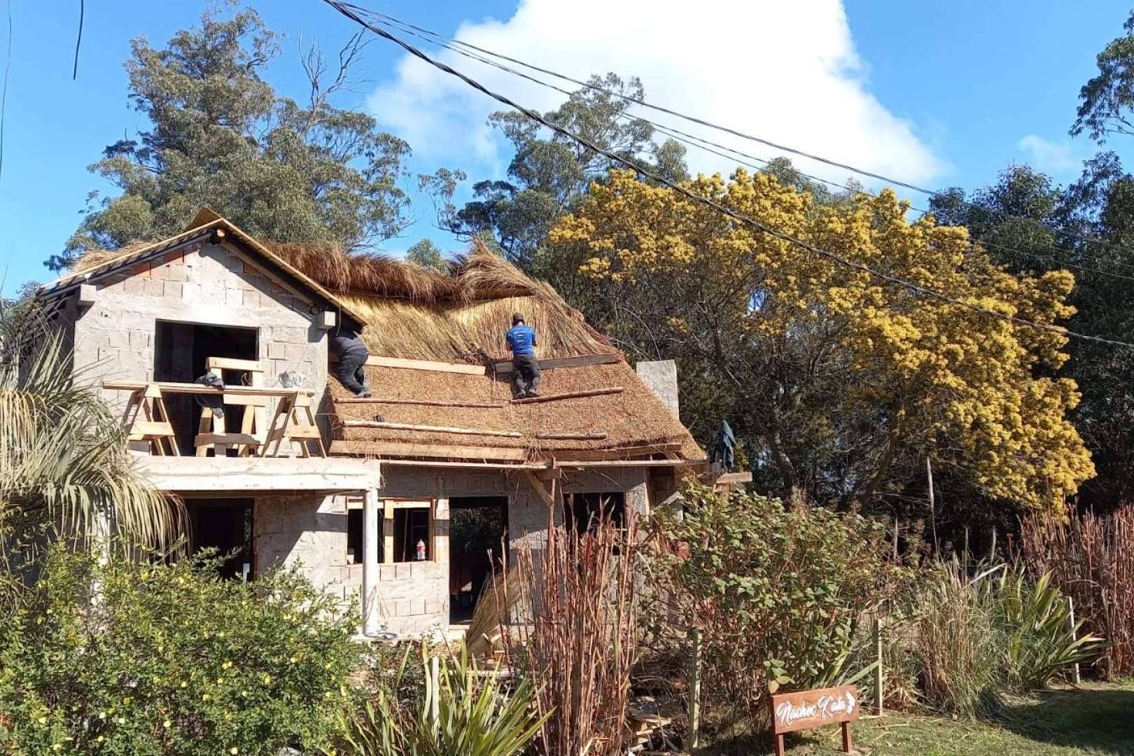 Estudio Pinares es una empresa constructora ubicada en Uruguay