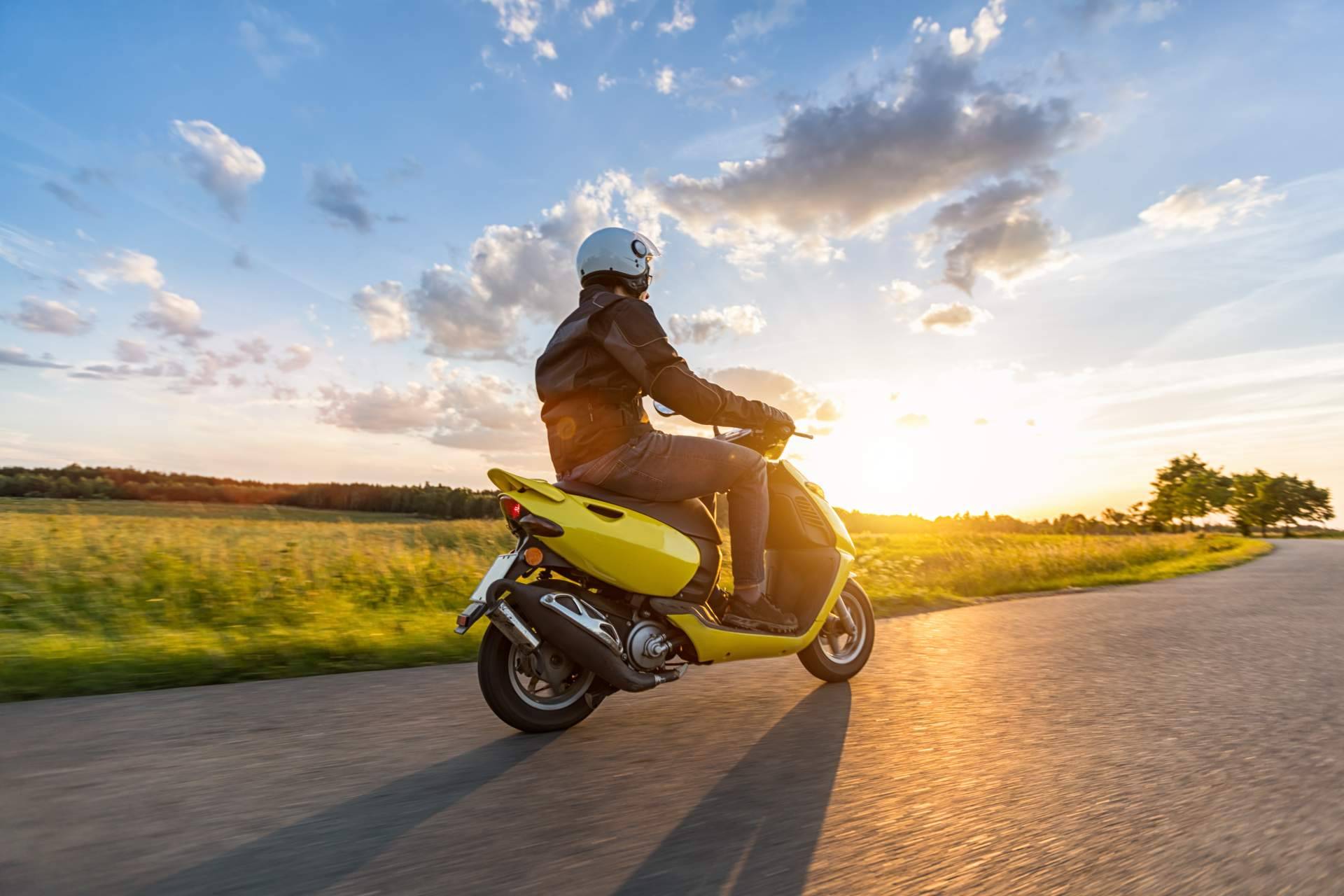 Las scooters. Los orígenes, evolución y modelos que existen en la actualidad de esta inolvidable moto