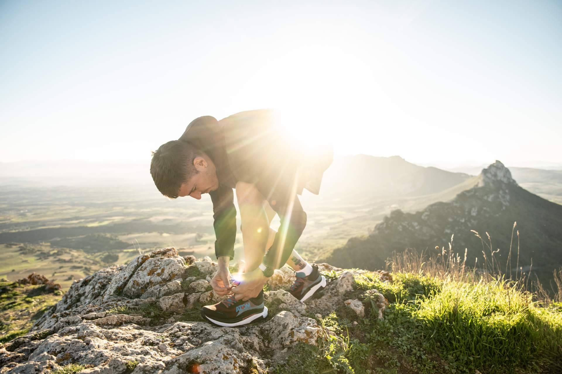 Atom lanza la innovadora zapatilla Shark Trail