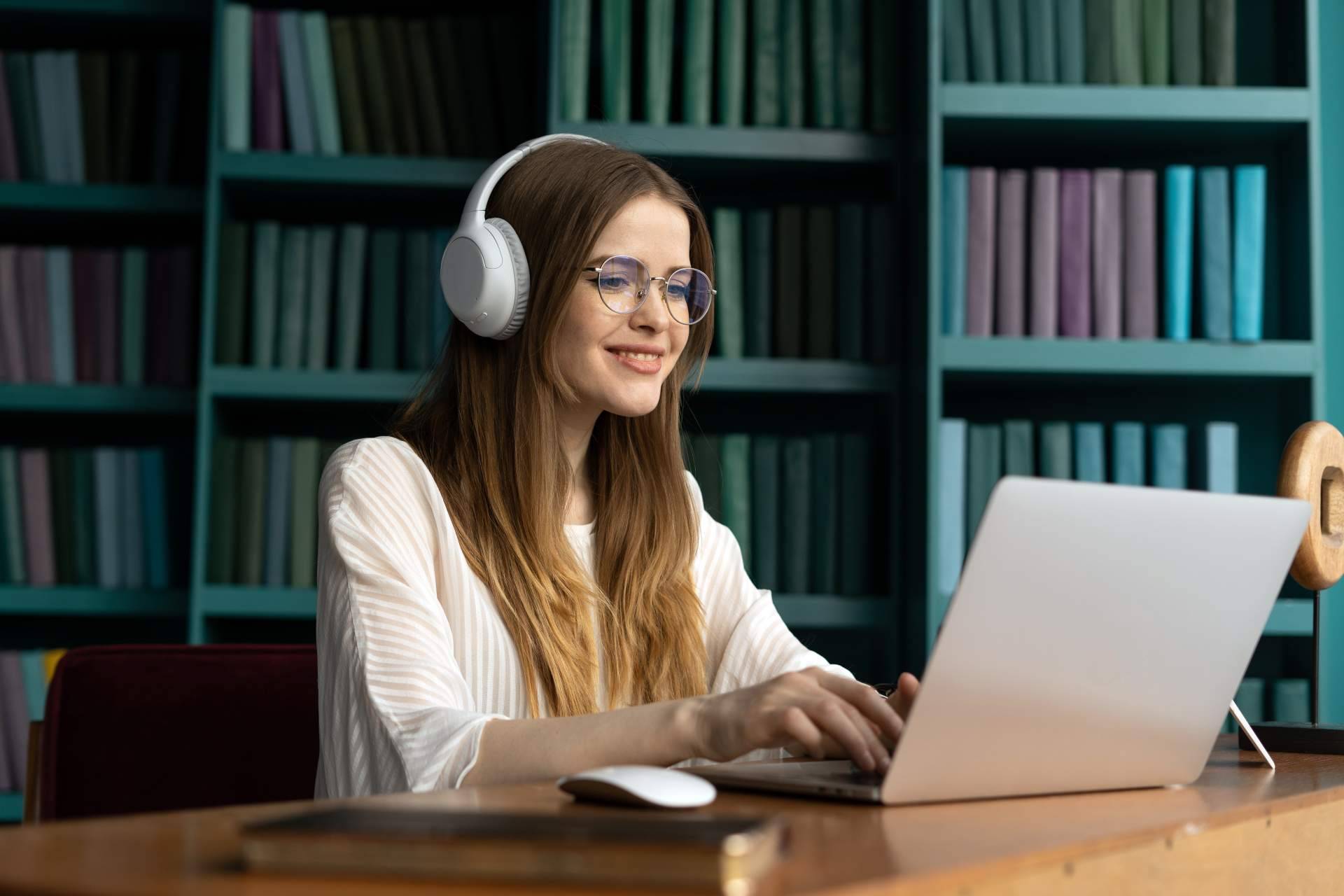 Opositer lanza dos cursos gratis para opositores; Una oportunidad única probar la plataforma líder en cursos homologados