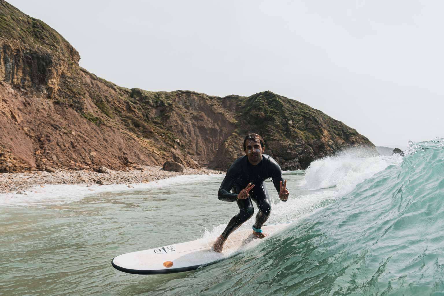 La marca española de surf Fly cierra una ronda de 185.000€