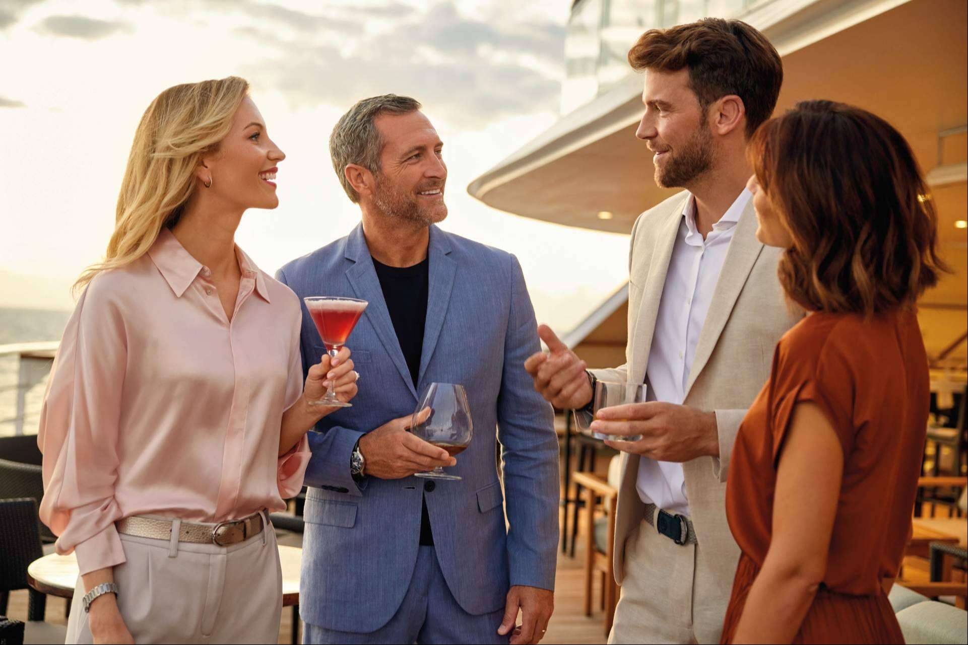 Hapag-Lloyd Cruises; Grandes viajes de expedición por el Amazonas y la Antártida