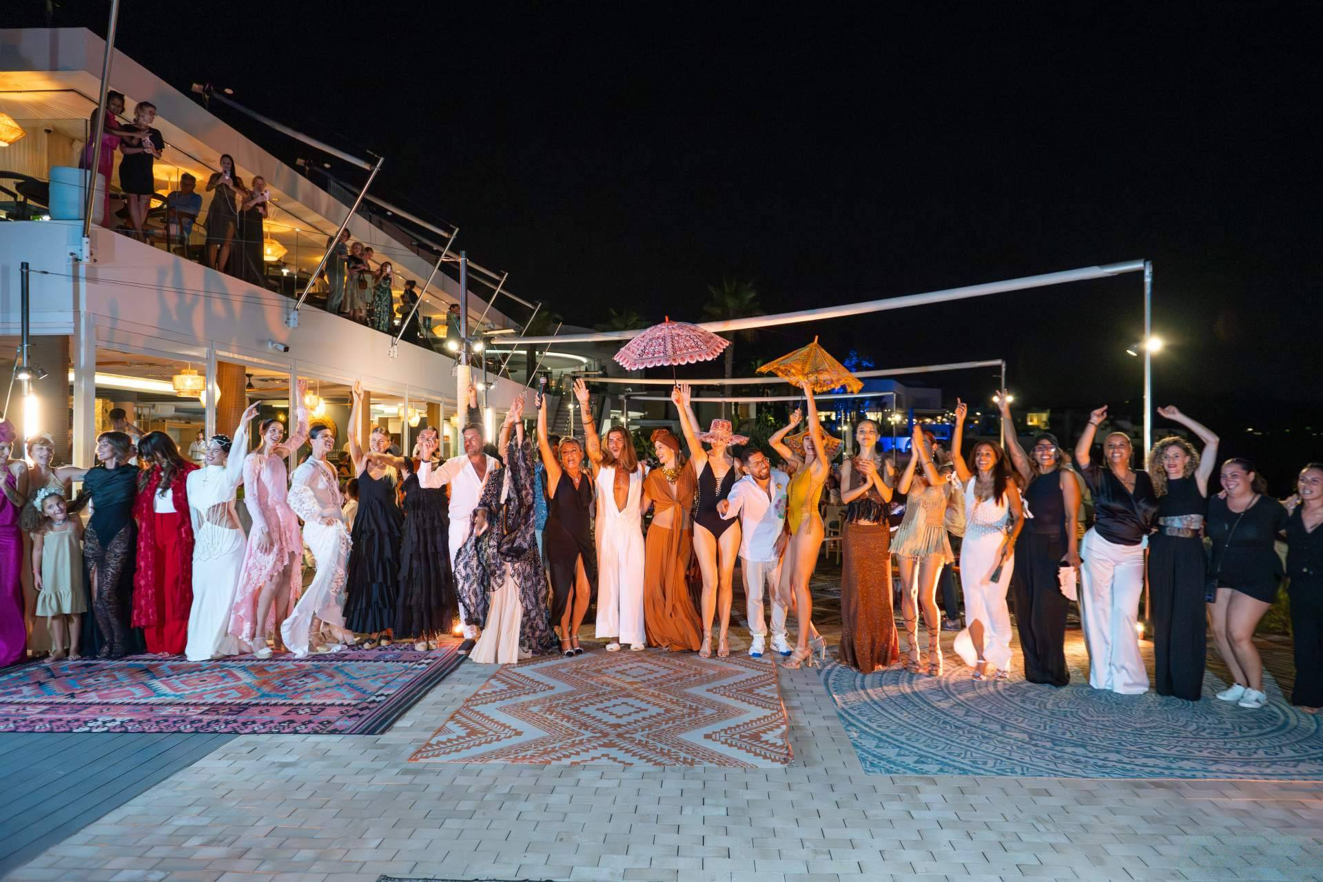 Éxito rotundo en el desfile de moda NM en 7 Pines Ibiza