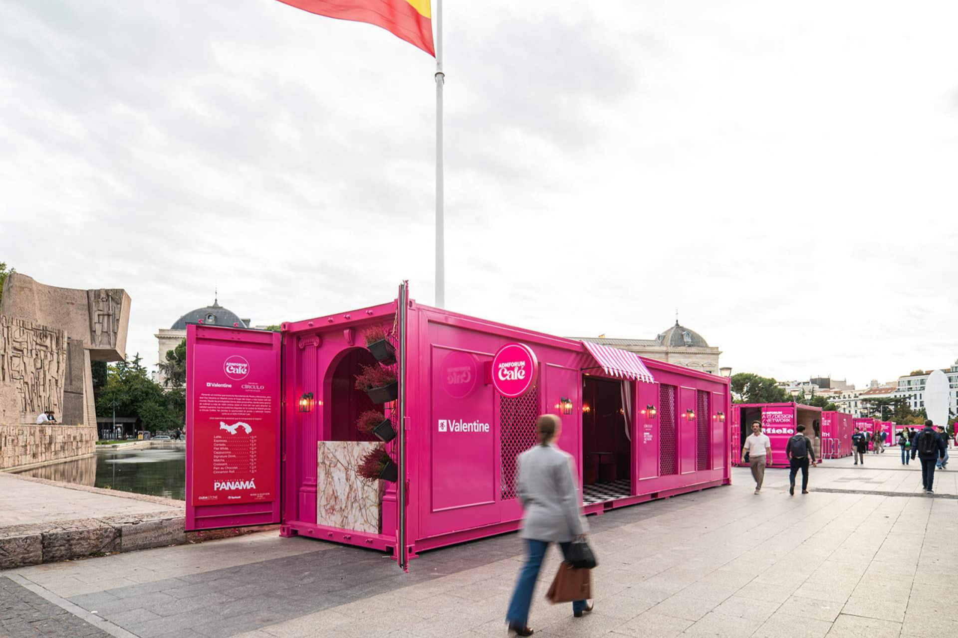 ADN FORUM 2025; arte, diseño y Latinoamérica se encuentran en la Plaza de Colón