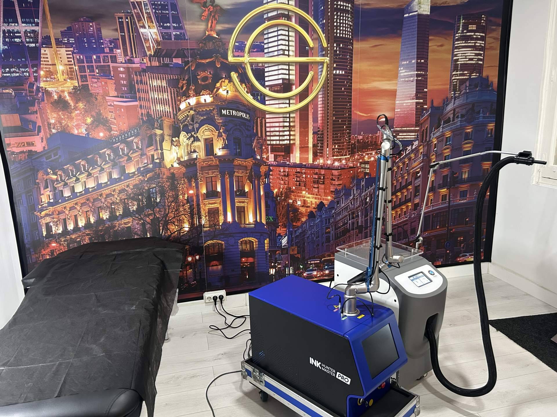 El borrado de tatuajes crece con fuerza en España de la mano de la tecnología láser