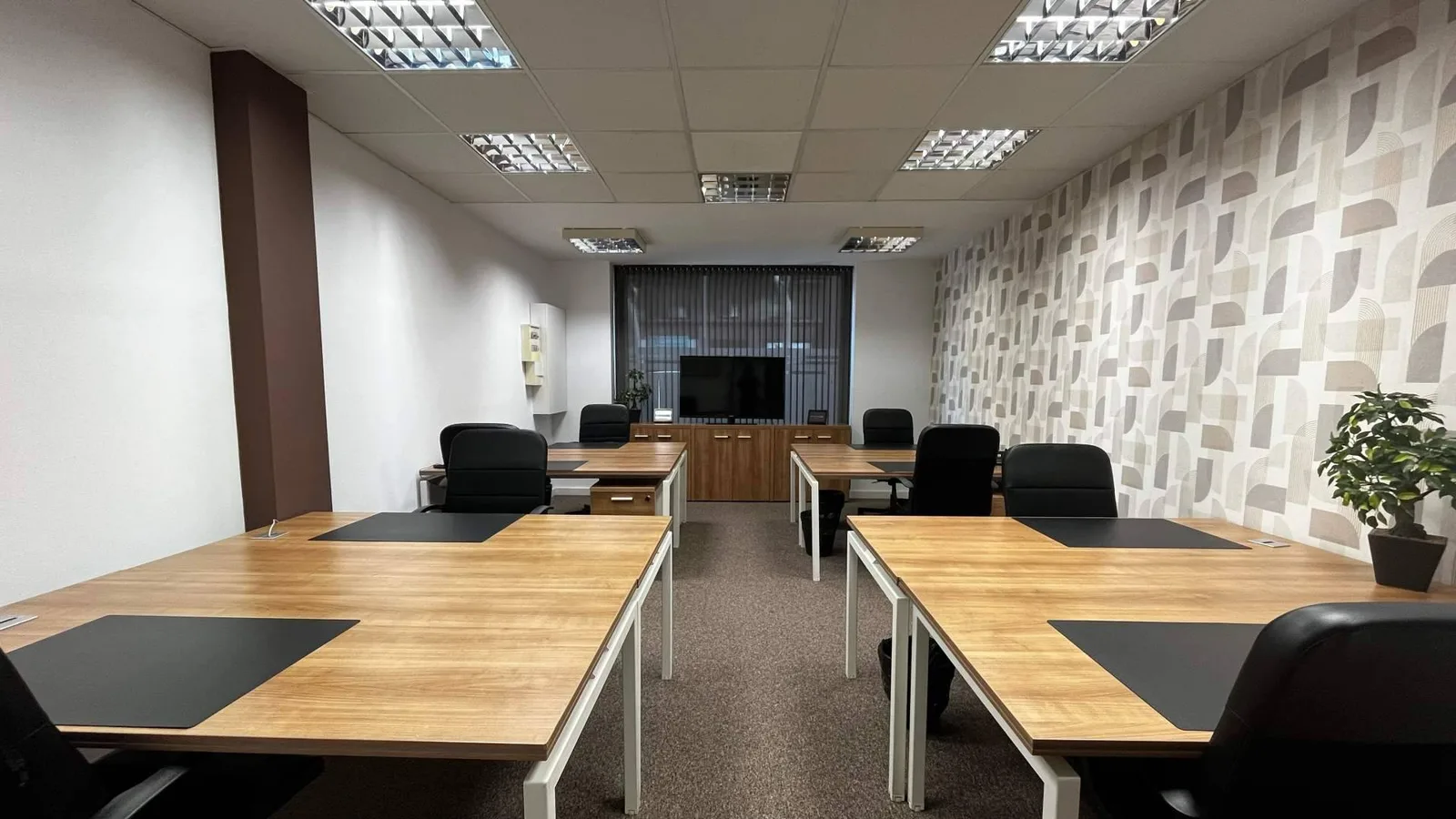 Comfort Business Barcelona impulsa el crecimiento empresarial con espacios flexibles para equipos de hasta 10 personas