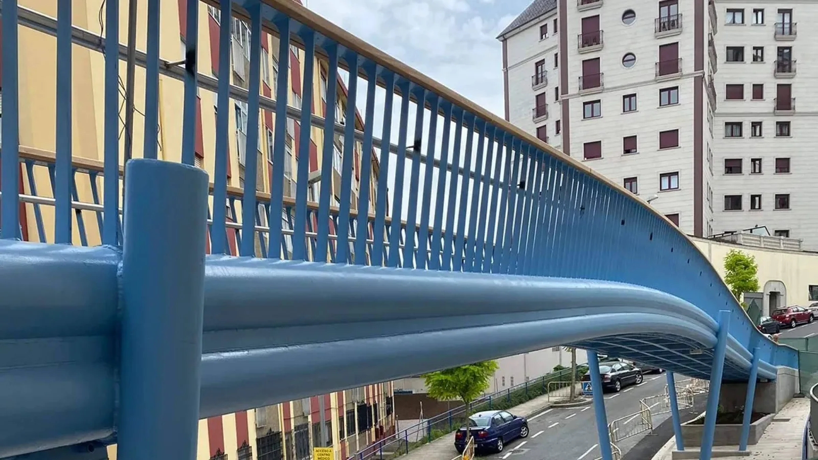 Las pasarelas y marquesinas dejan de ser un elemento funcional para convertirse en piezas de ingeniería a medida